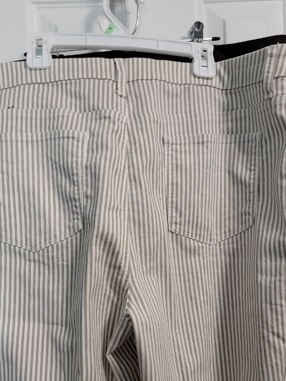 Chicos Striped Beige & White Womens Pants 2.5 / 14 - Picture 4 of 4
